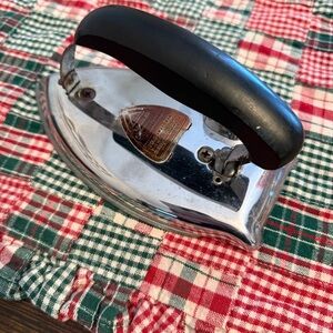 Vintage Dominion Fold Away Travel Iron Model No. 1025